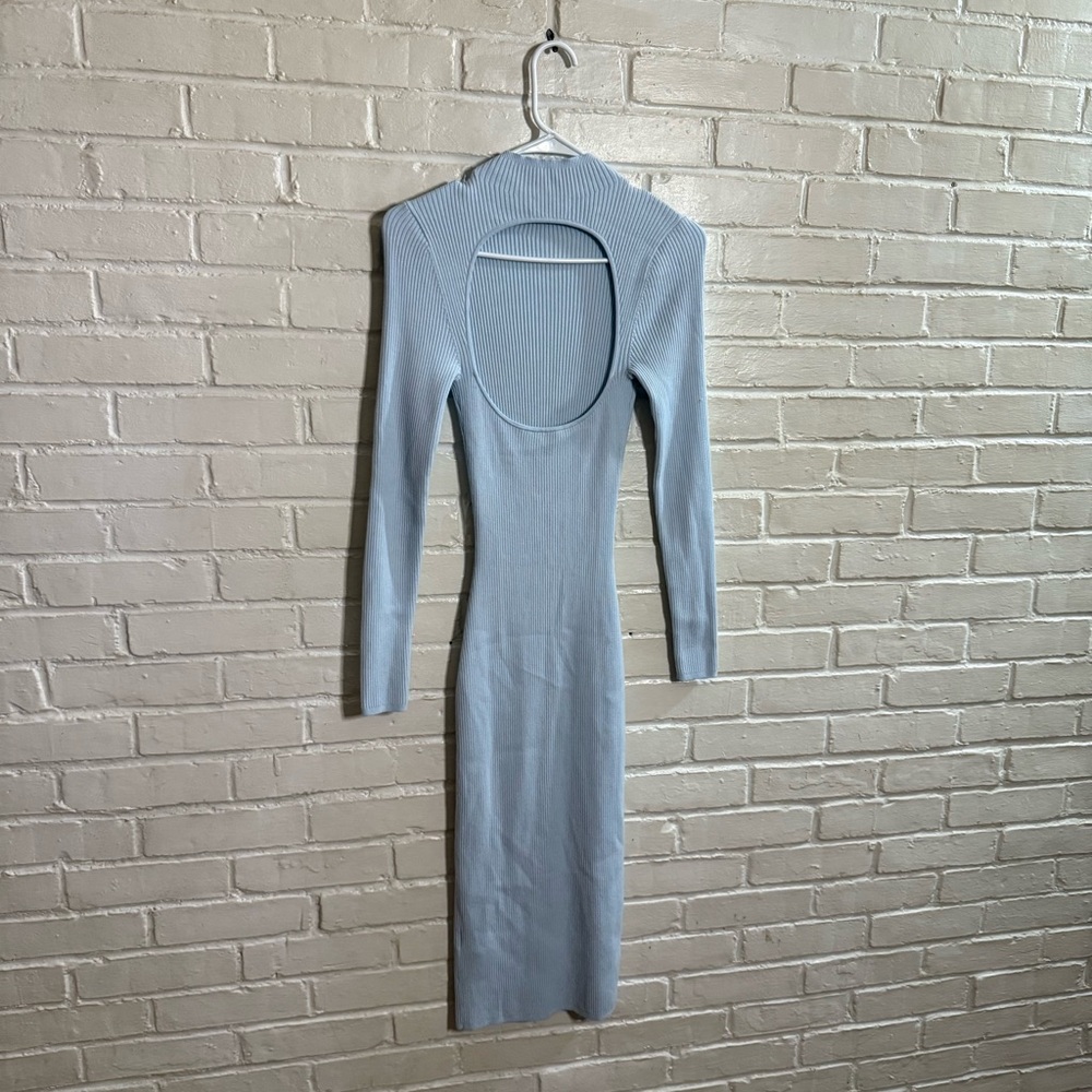 Babaton Dress - Picture 3 of 3